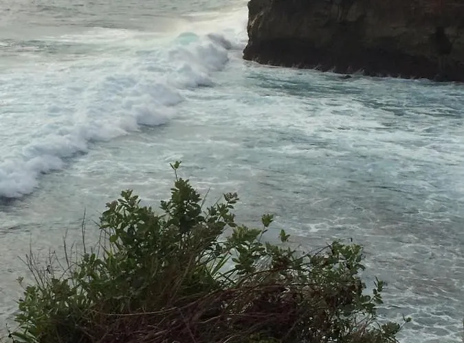 ホリデーパーク サンセット レンボンガン レンボンガン島